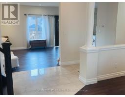 878 ZAIFMAN CIRCLE - 11