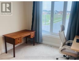 878 ZAIFMAN CIRCLE - 18