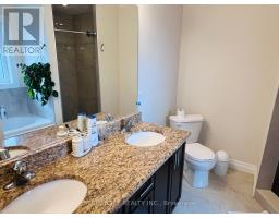 878 ZAIFMAN CIRCLE - 25