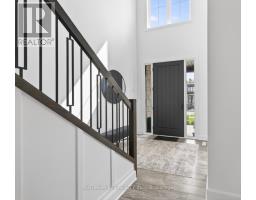 124 OPTIMIST DRIVE - 6