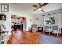 229 ERIE ST. STREET S - 18