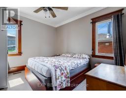 229 ERIE ST. STREET S - 30