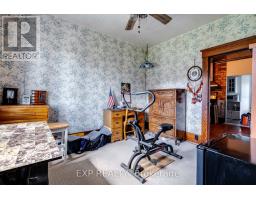 229 ERIE ST. STREET S - 34