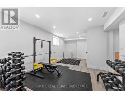 1577 APPLEROCK AVENUE - 34