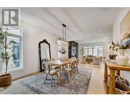 1685 BRAYFORD AVENUE - 12