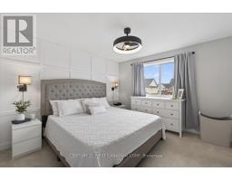 932 SILVERFOX CRESCENT - 12