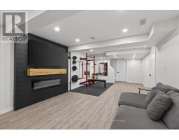 932 SILVERFOX CRESCENT - 18