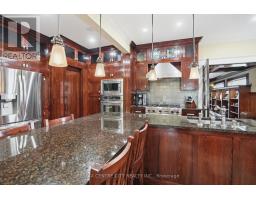 441 WOODMAN AVENUE - 11