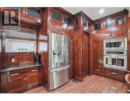 441 WOODMAN AVENUE - 12