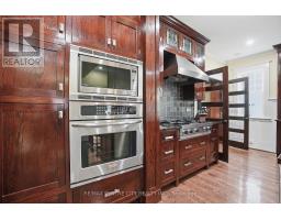 441 WOODMAN AVENUE - 13