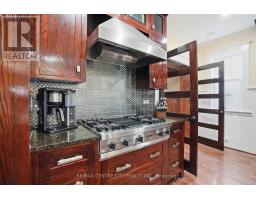 441 WOODMAN AVENUE - 14