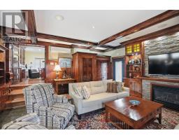 441 WOODMAN AVENUE - 24