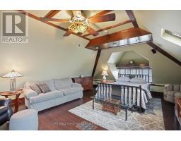 441 WOODMAN AVENUE - 36