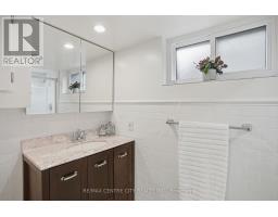 441 WOODMAN AVENUE - 40