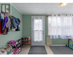 570 ELM STREET - 12