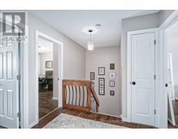 14 - 700 OSGOODE DRIVE - 16