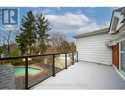 174 IROQUOIS AVENUE - 13