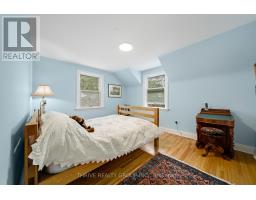 174 IROQUOIS AVENUE - 39