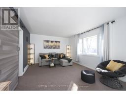 47 APONI CRESCENT - 3