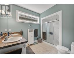 9 - 181 SKYLINE AVENUE - 19