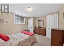 9 - 181 SKYLINE AVENUE - 23