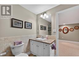 9 - 181 SKYLINE AVENUE - 26