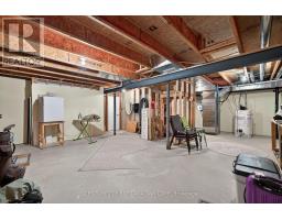 9 - 181 SKYLINE AVENUE - 34