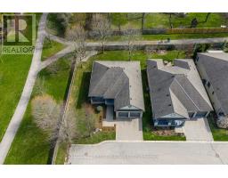 9 - 181 SKYLINE AVENUE - 41