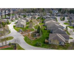 9 - 181 SKYLINE AVENUE - 43