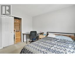 122 LAUREL STREET - 32