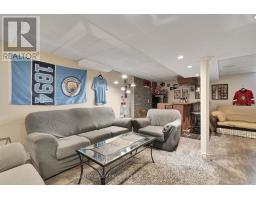 122 LAUREL STREET - 40