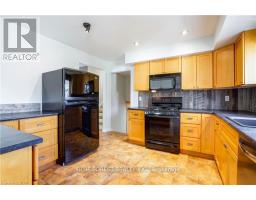 62 GLENBURNIE CRESCENT - 16