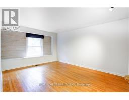 62 GLENBURNIE CRESCENT - 18