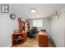 93 ST LAWRENCE BOULEVARD - 15