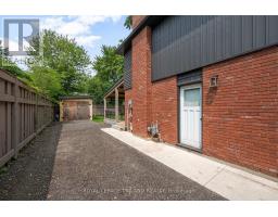 93 ST LAWRENCE BOULEVARD - 32