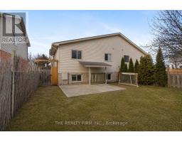 79 SUNRISE CRESCENT - 28