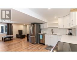 286 BURLINGTON CRESCENT - 10