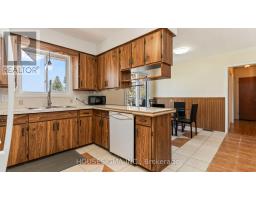 286 BURLINGTON CRESCENT - 27