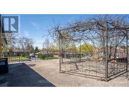 286 BURLINGTON CRESCENT - 30