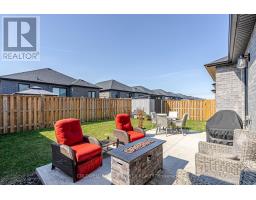 64 - 383 DAVENTRY WAY - 35