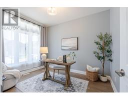 64 - 383 DAVENTRY WAY - 4