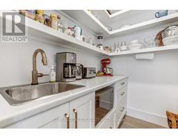 72 OPTIMIST DRIVE - 16