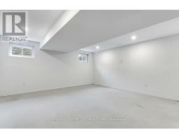 72 OPTIMIST DRIVE - 30