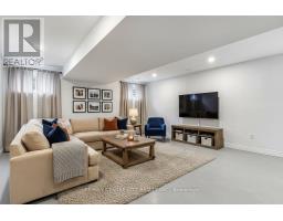 72 OPTIMIST DRIVE - 31