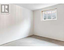 72 OPTIMIST DRIVE - 34