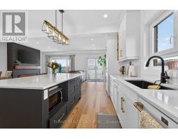 2605 EVANS BOULEVARD - 12