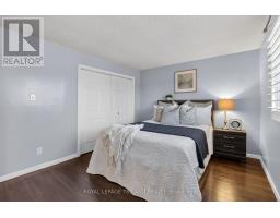 58 BEECHMOUNT CRESCENT - 20