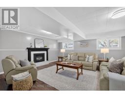 58 BEECHMOUNT CRESCENT - 24