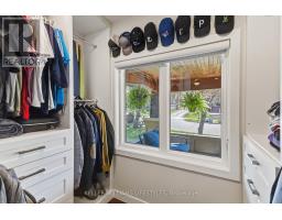 6 WINDSOR CRESCENT - 24