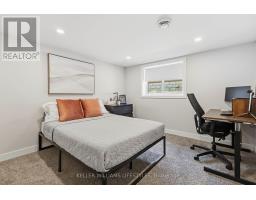 6 WINDSOR CRESCENT - 30